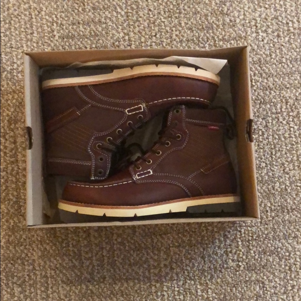 Levi Boots